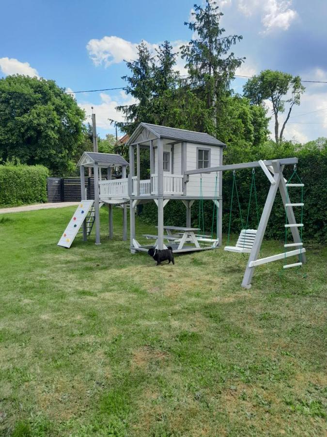 Pokoje Przy Zamku Podzamcze  Extérieur photo