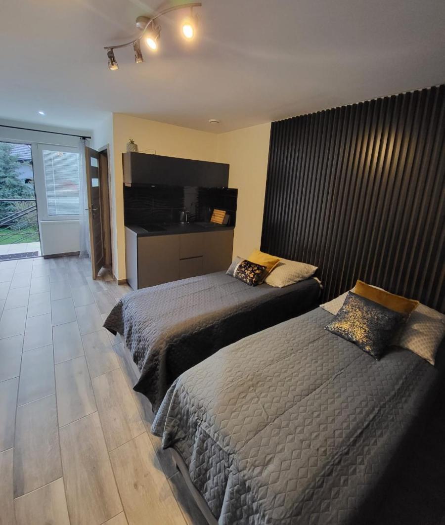 Pokoje Przy Zamku Podzamcze  Extérieur photo