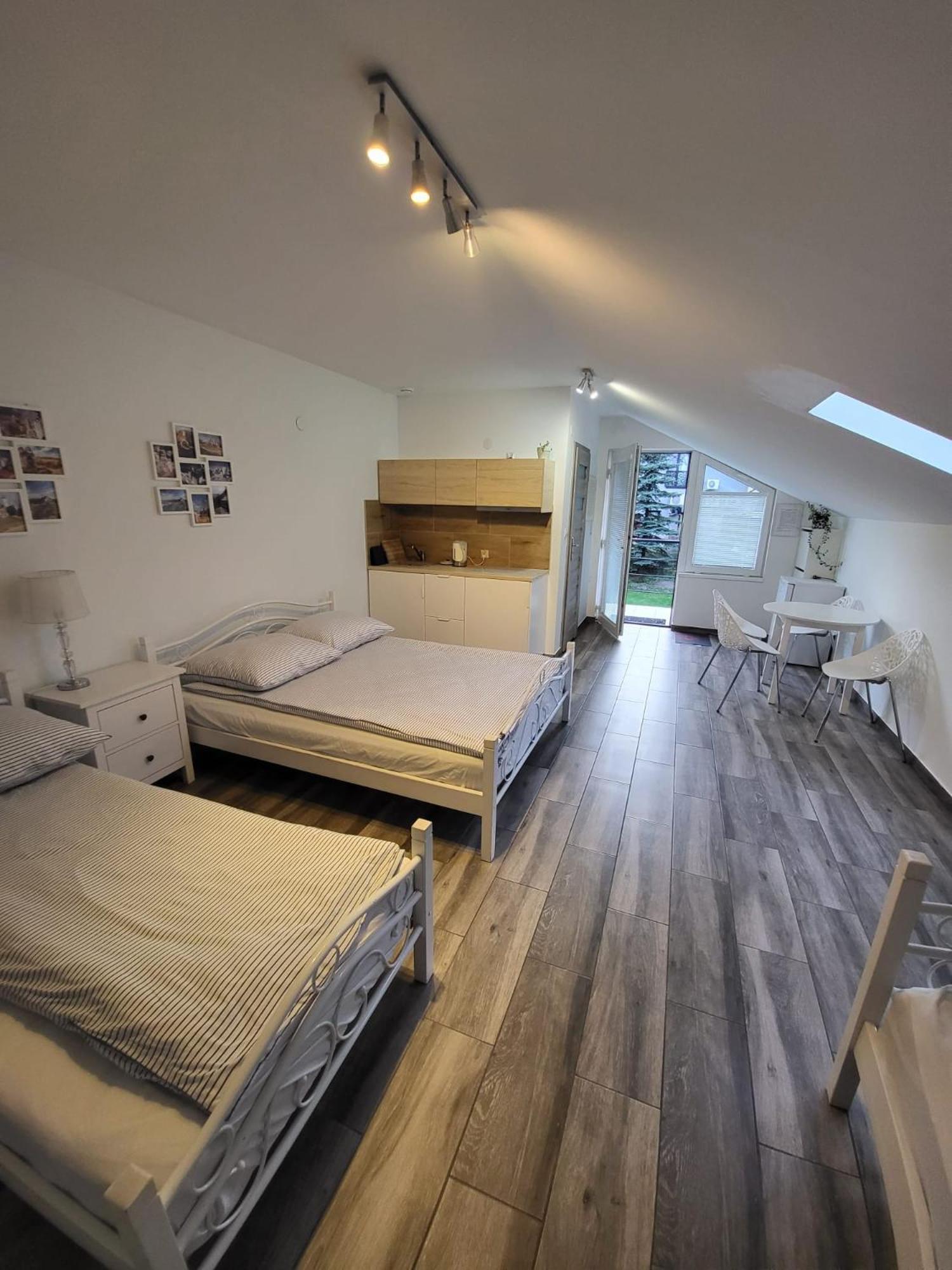 Pokoje Przy Zamku Podzamcze  Extérieur photo