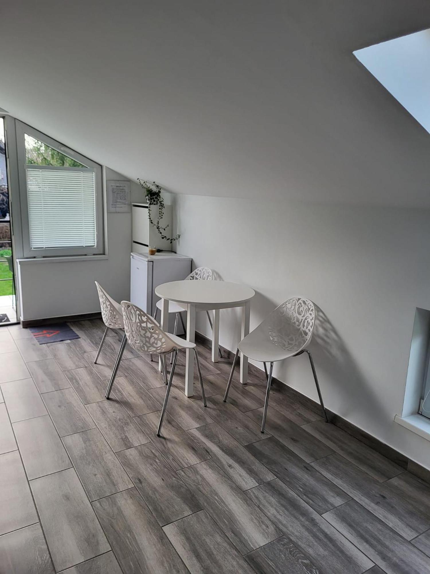 Pokoje Przy Zamku Podzamcze  Extérieur photo