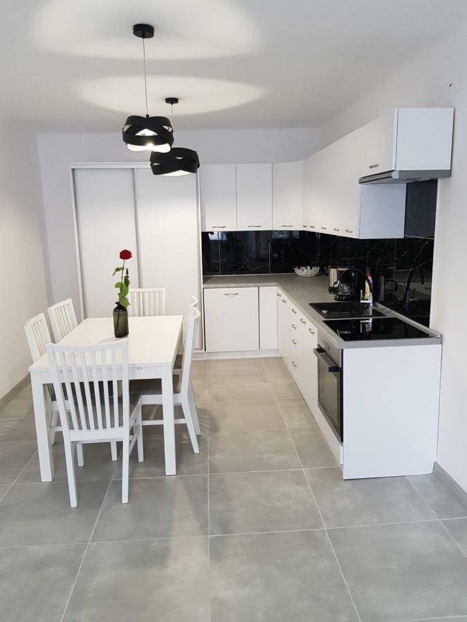 Pokoje Przy Zamku Podzamcze  Extérieur photo